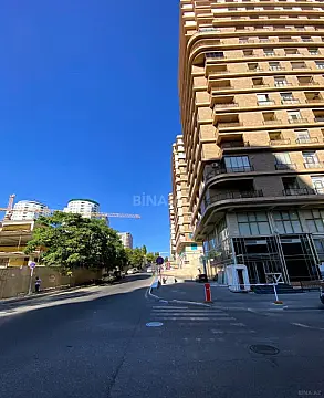 Satılır 3 otaqlı mənzil 148 m²