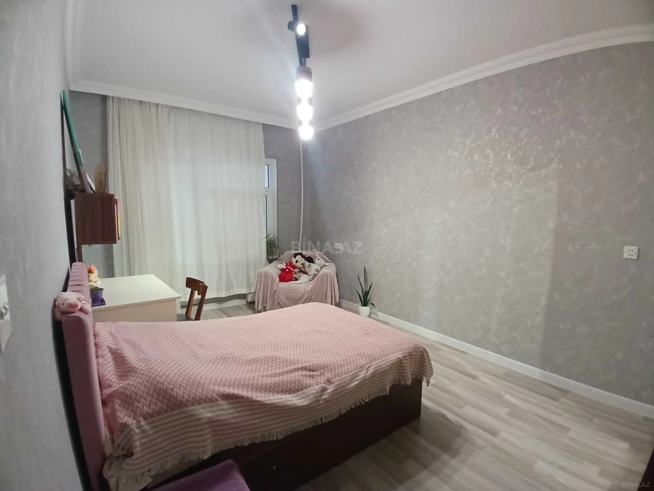 Satılır 3 otaqlı mənzil 85 m²
