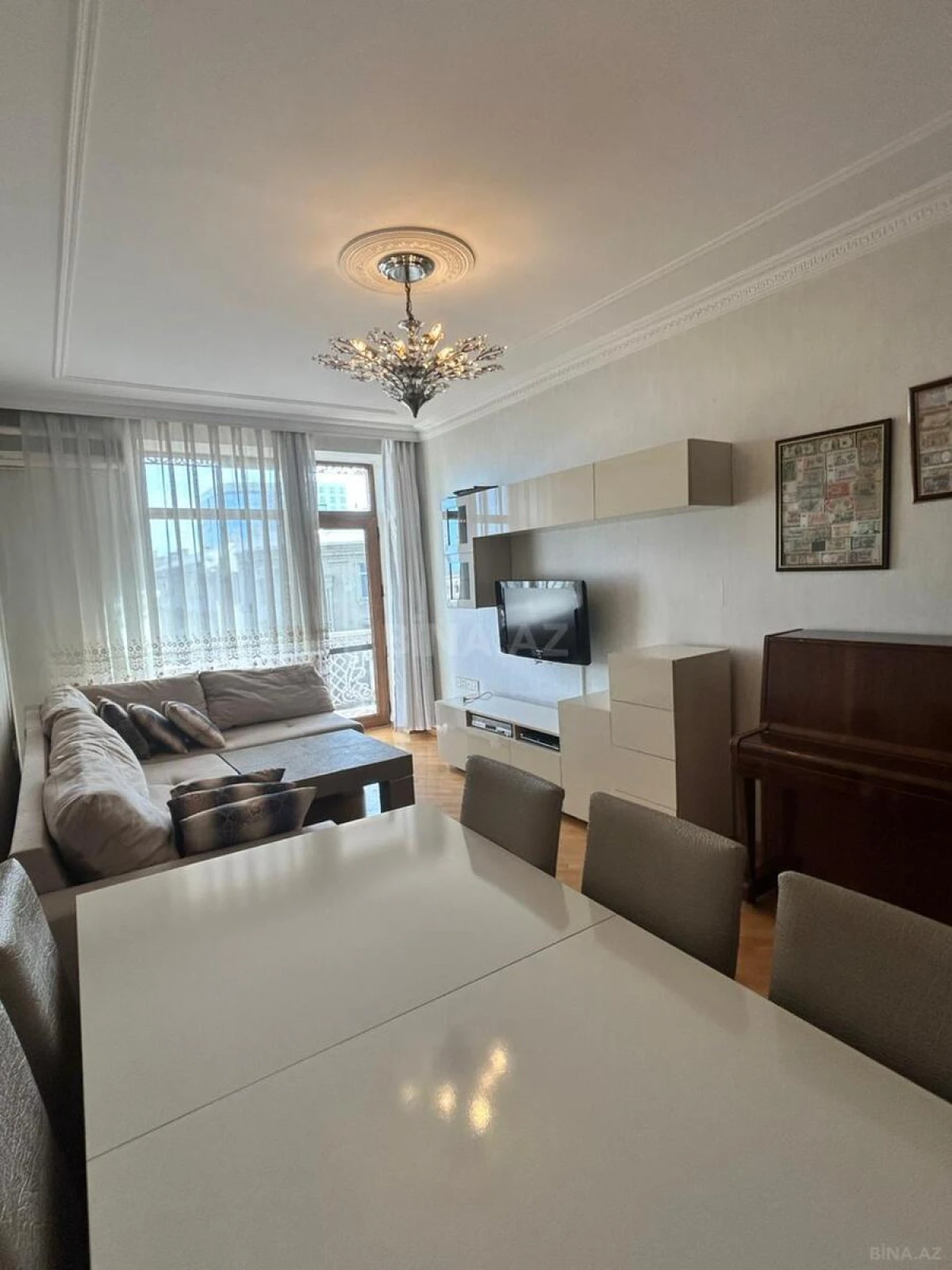 Satılır 2 otaqlı mənzil 60 m²