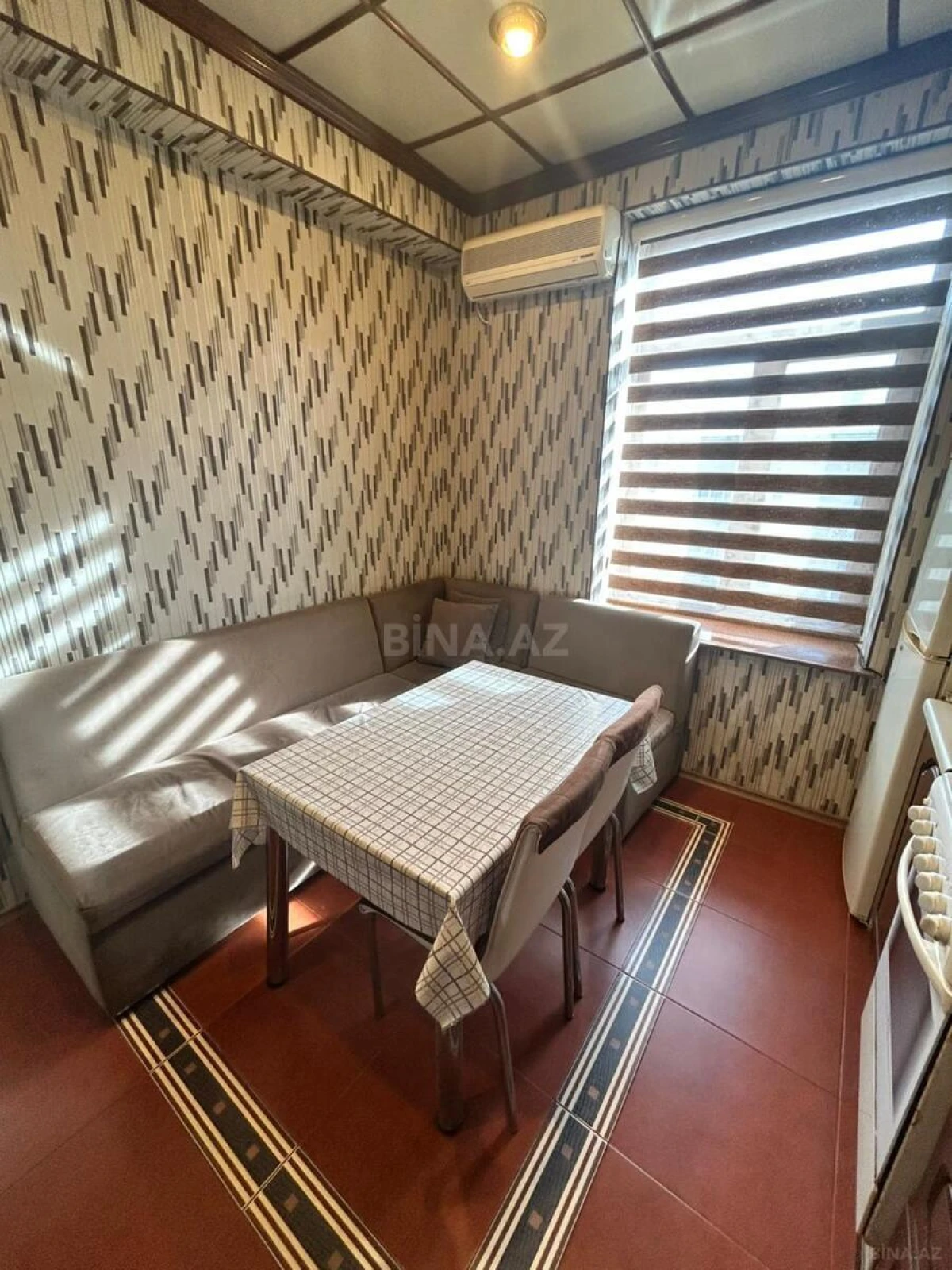 Satılır 2 otaqlı mənzil 60 m²