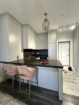 Kirayə verilir 2 otaqlı mənzil 65 m²