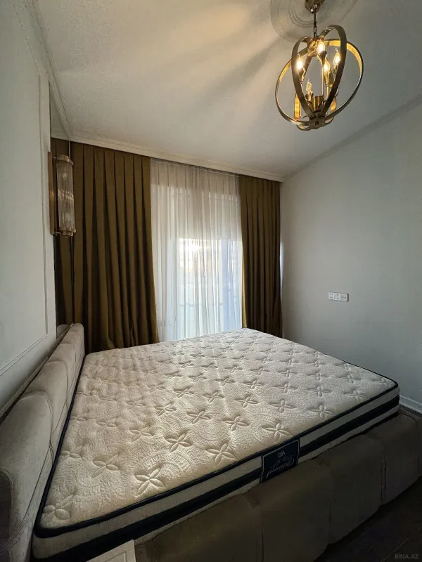 Kirayə verilir 2 otaqlı mənzil 65 m²