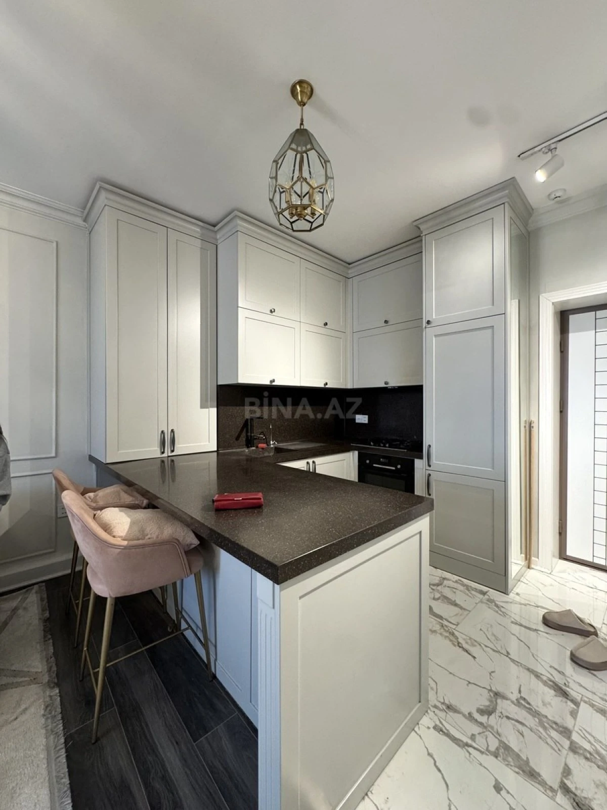 Kirayə verilir 2 otaqlı mənzil 65 m²