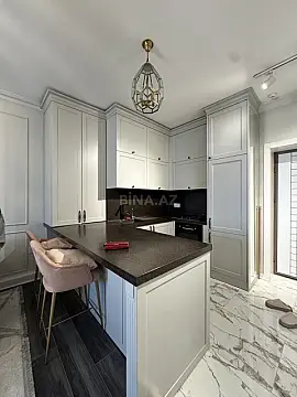 Kirayə verilir 2 otaqlı mənzil 65 m²