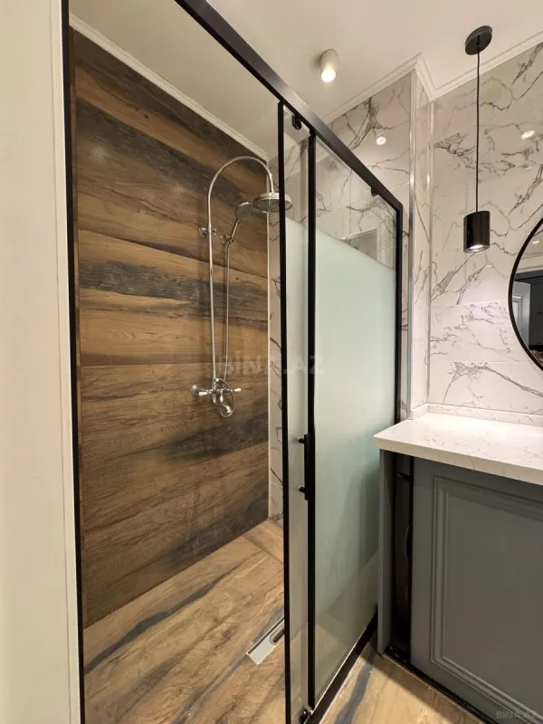 Kirayə verilir 2 otaqlı mənzil 65 m²