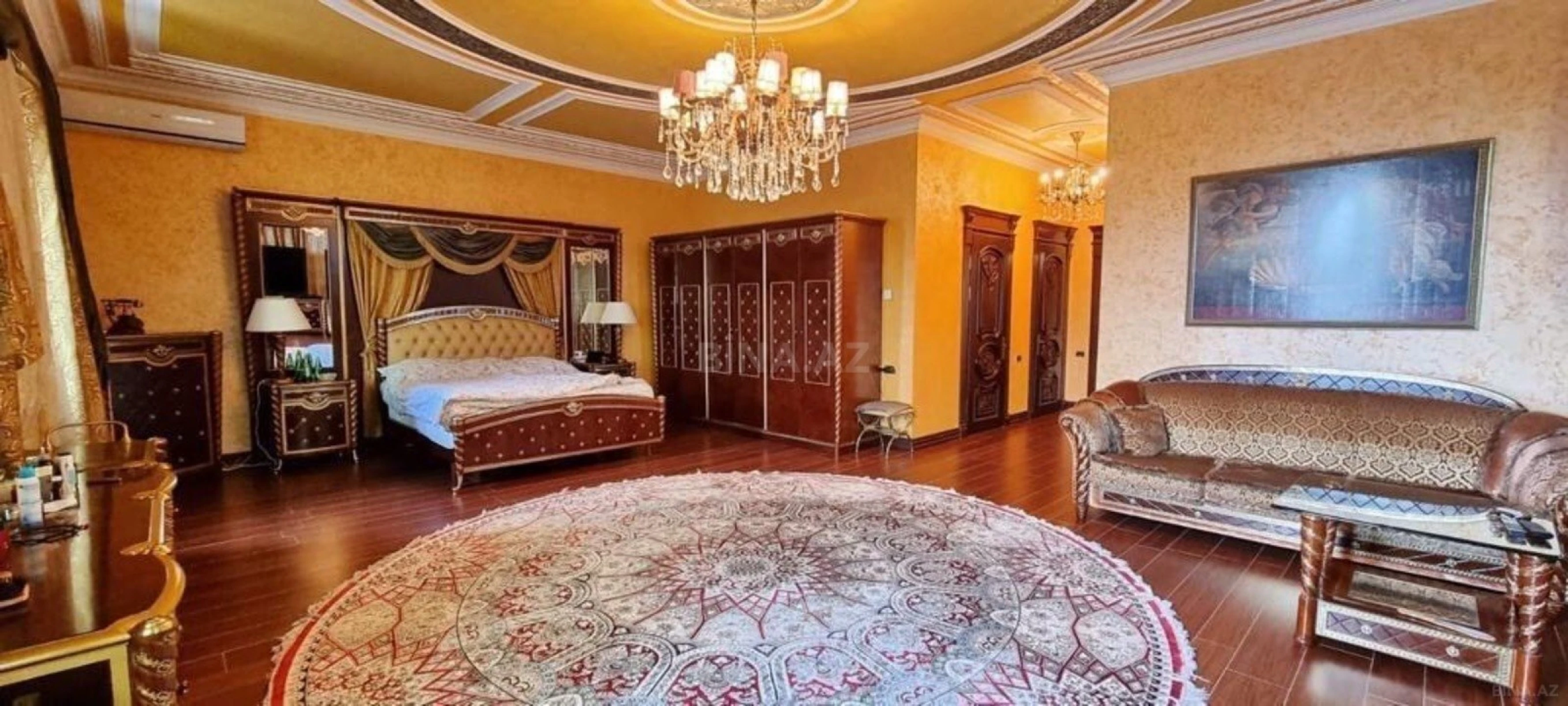 Kirayə verilir 9 otaqlı həyət evi 800 m²