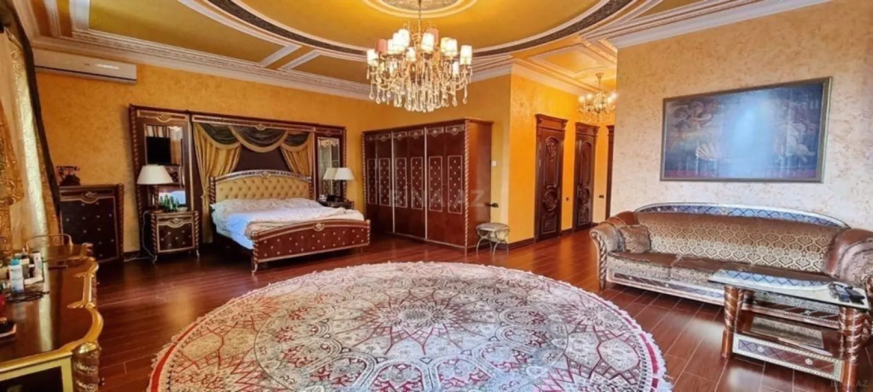 Kirayə verilir 9 otaqlı həyət evi 800 m²