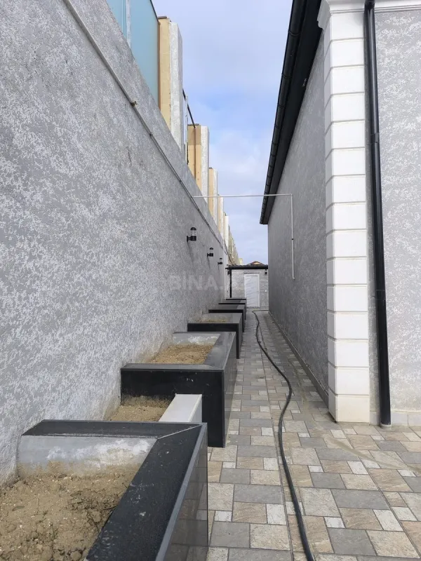 Satılır 4 otaqlı həyət evi 170 m²