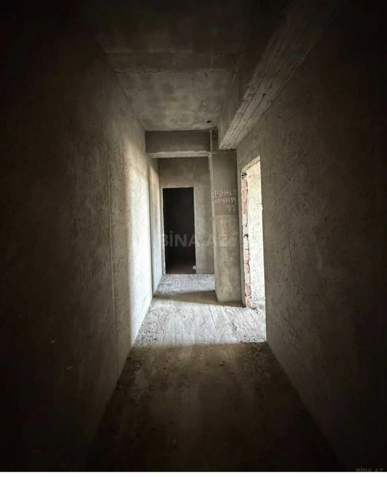 Satılır 2 otaqlı mənzil 57 m²