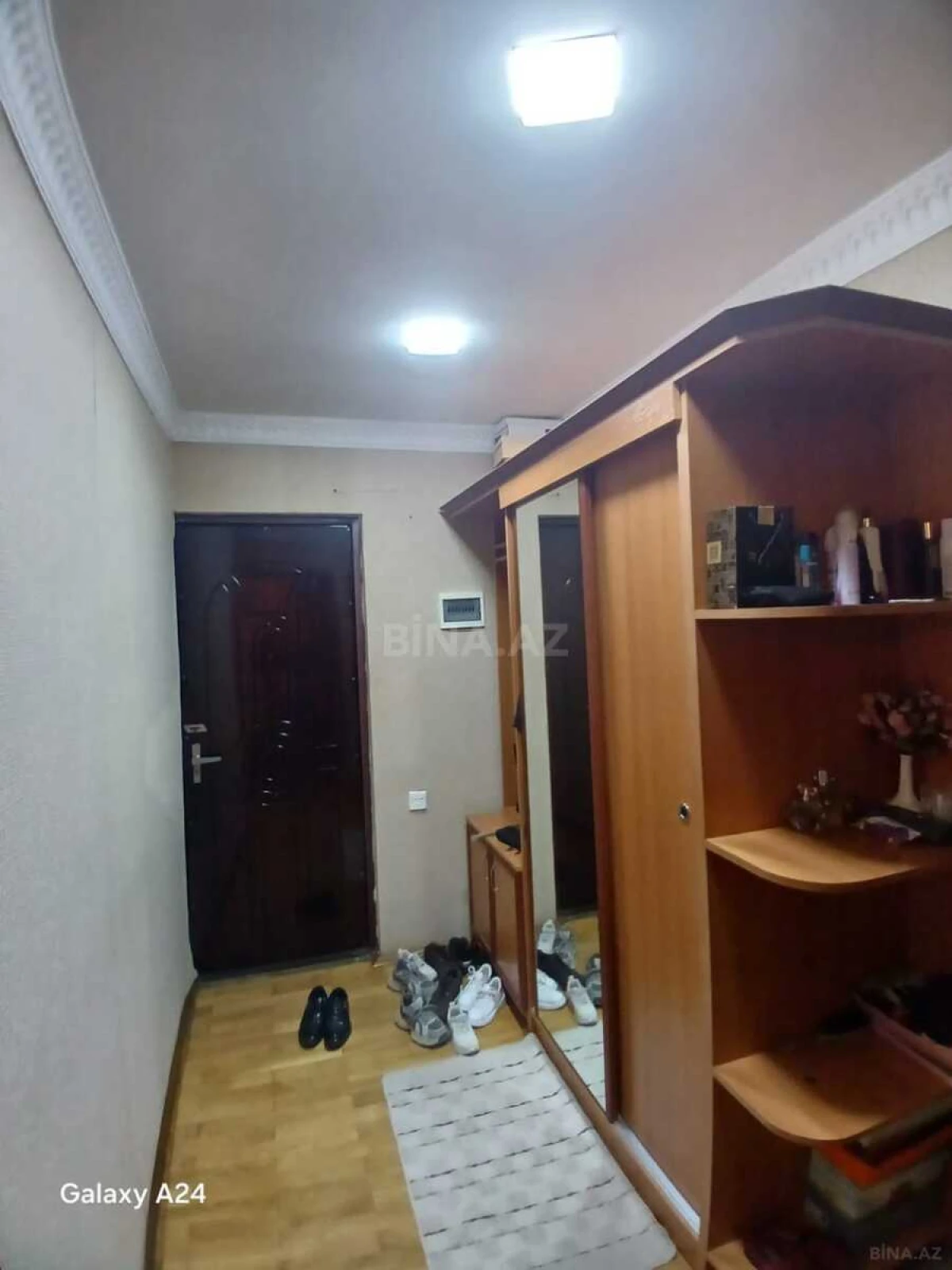Satılır 3 otaqlı mənzil 90 m²