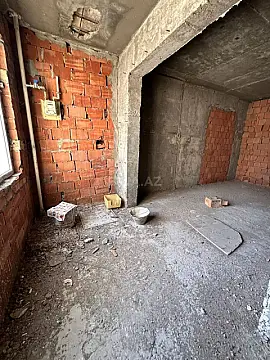 Satılır 2 otaqlı mənzil 68 m²