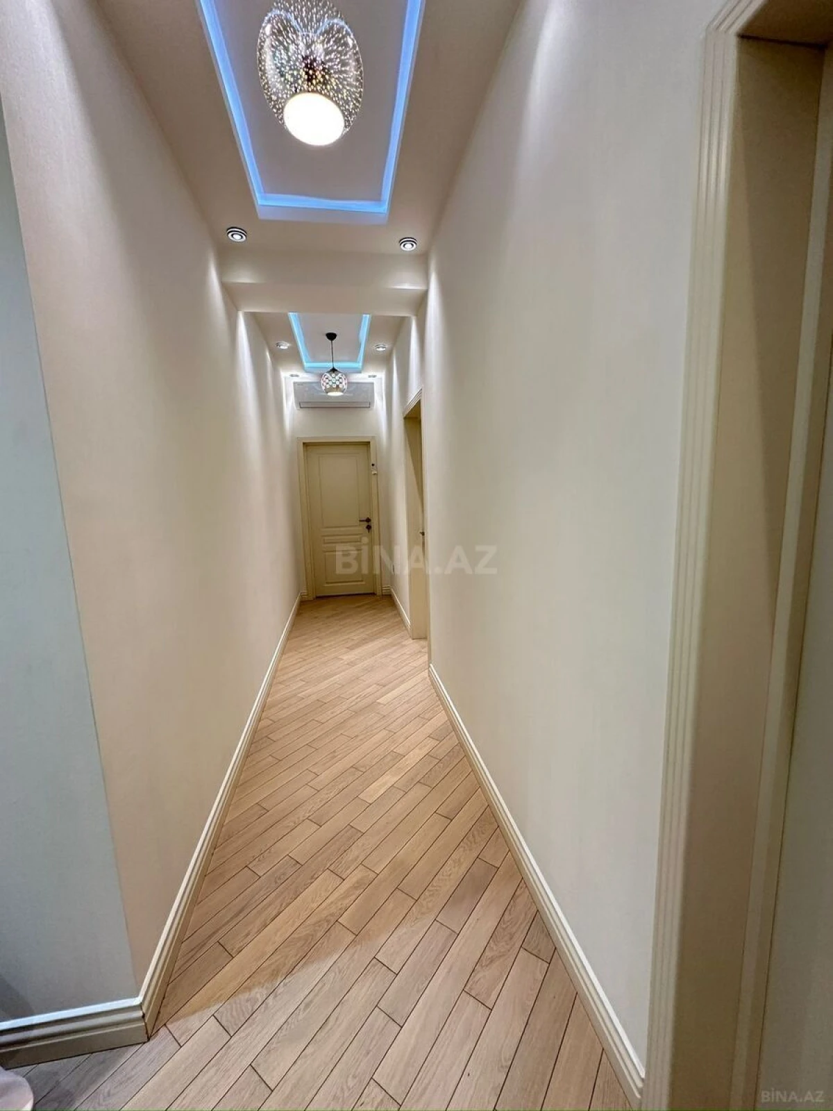 Kirayə verilir 3 otaqlı mənzil 100 m²