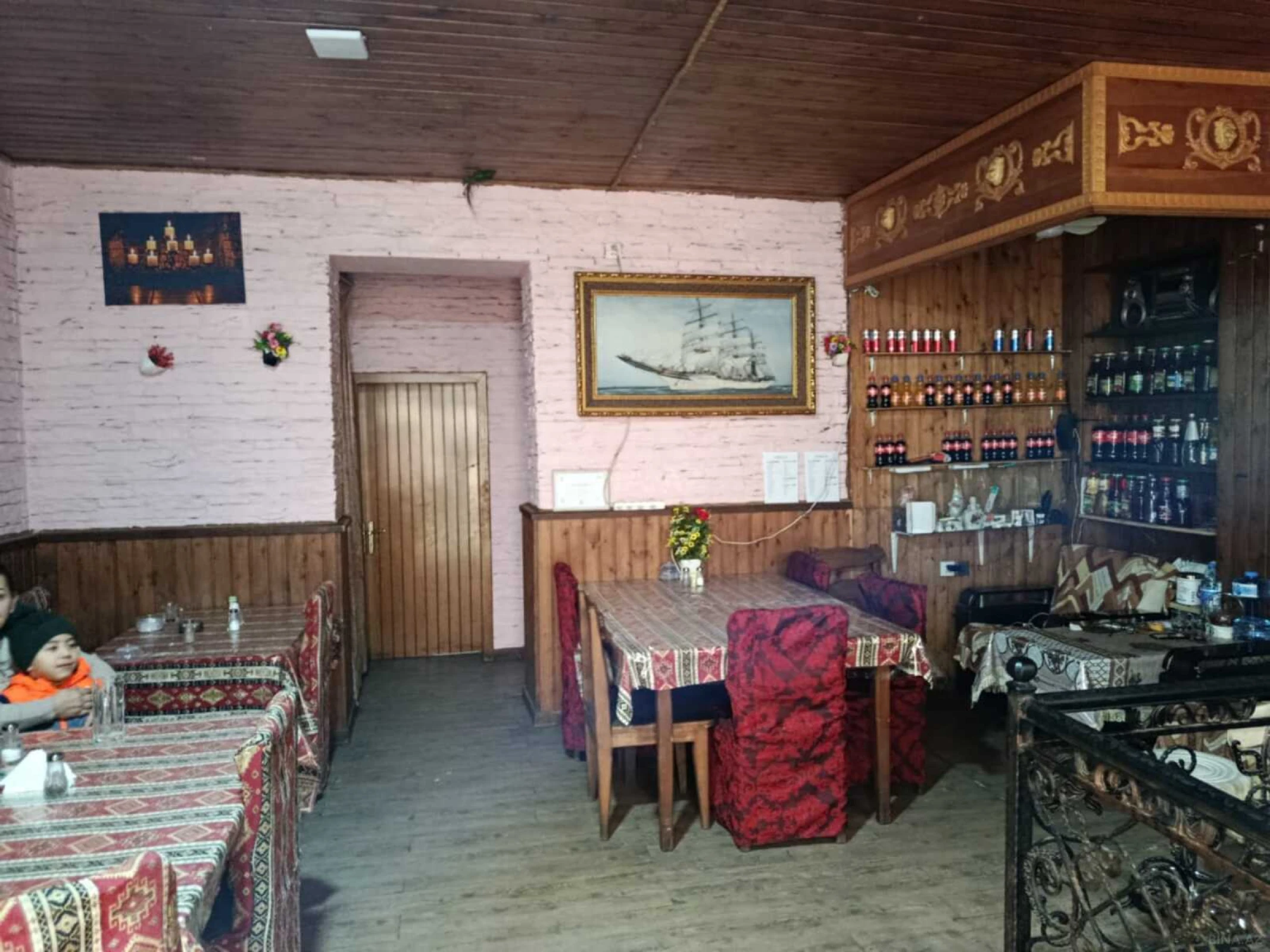 Satılır obyekt 64 m²