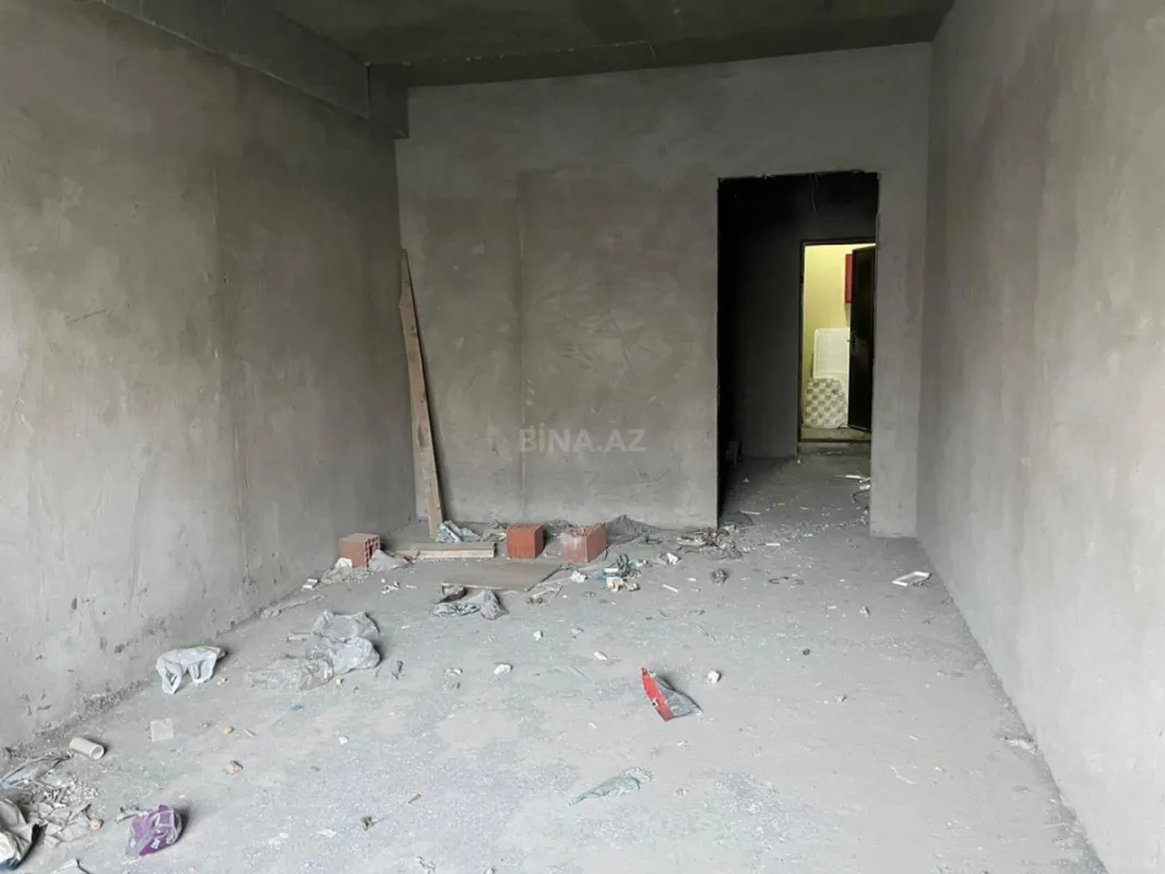 Satılır 3 otaqlı mənzil 146 m²