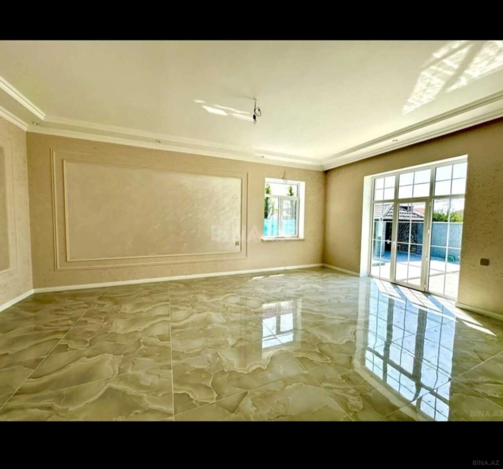 Satılır 6 otaqlı həyət evi 330 m²