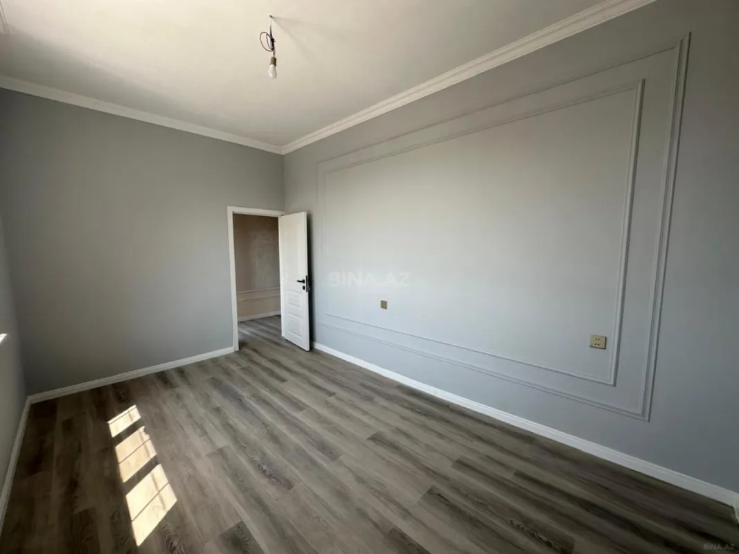Satılır 6 otaqlı həyət evi 330 m²