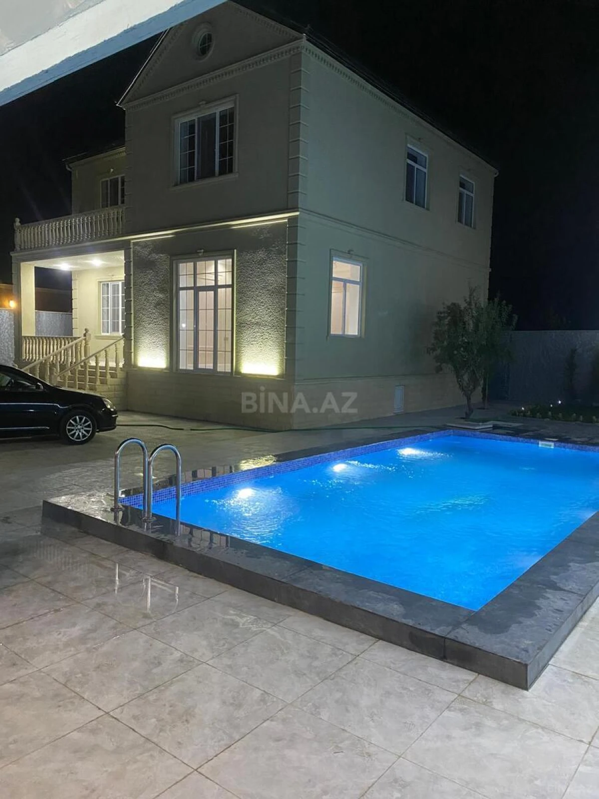 Satılır 6 otaqlı həyət evi 330 m²