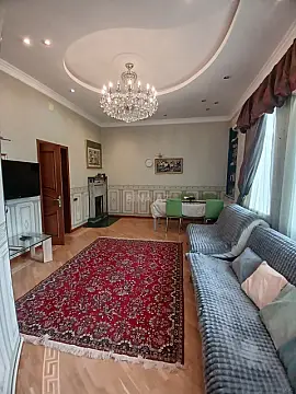 Satılır 3 otaqlı mənzil 110 m²