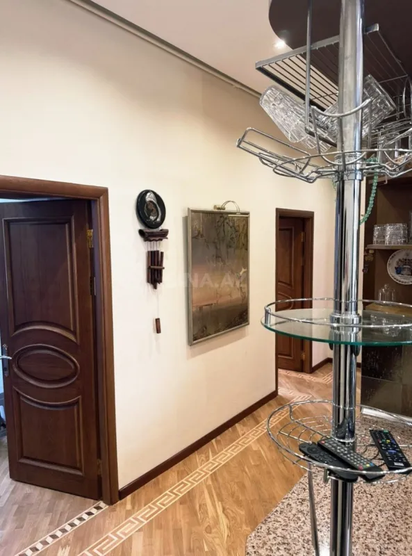 Satılır 3 otaqlı mənzil 110 m²