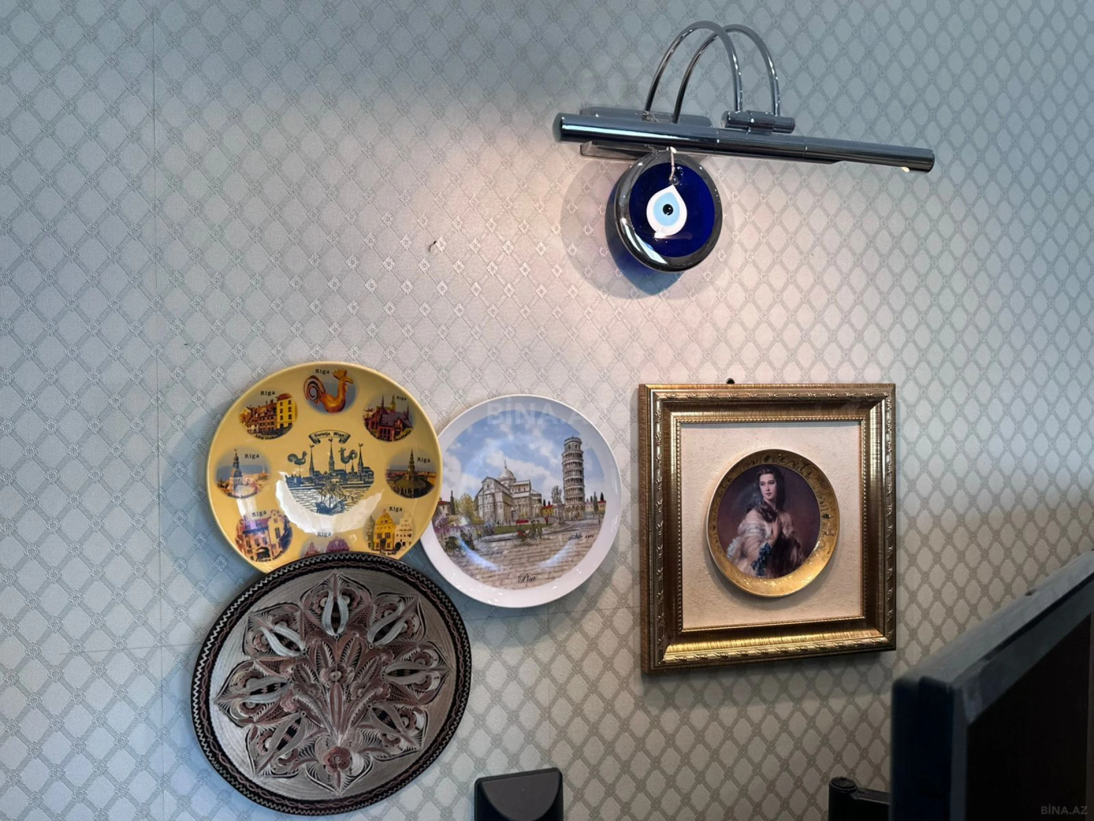 Satılır 3 otaqlı mənzil 110 m²