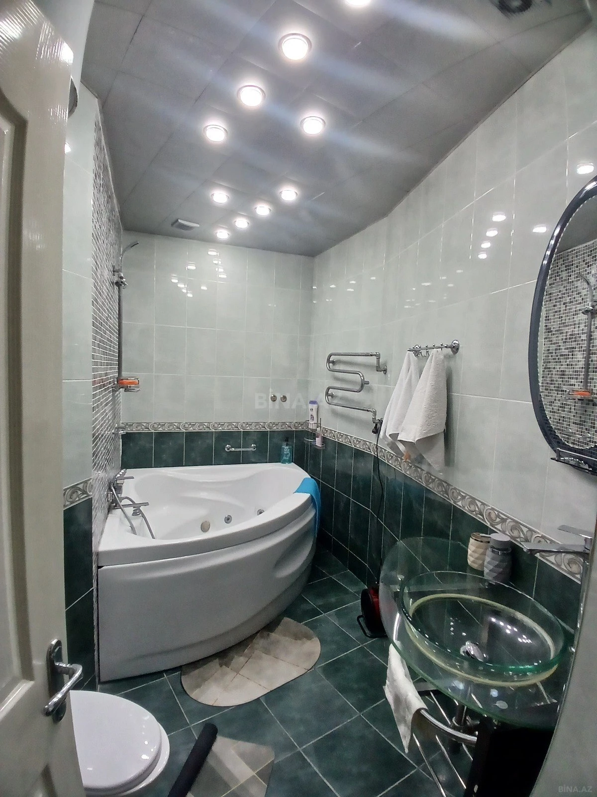 Satılır 3 otaqlı mənzil 110 m²