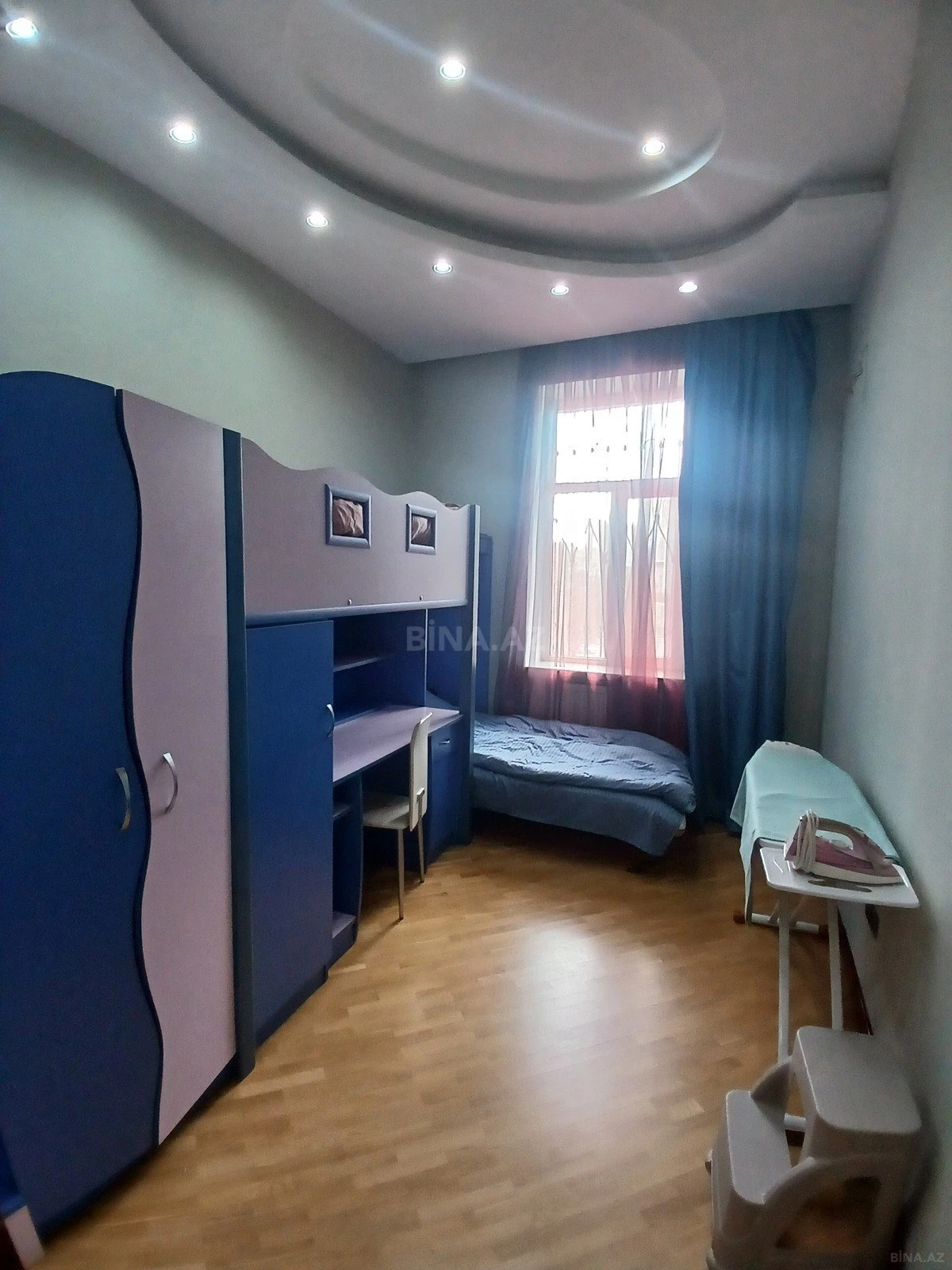 Satılır 3 otaqlı mənzil 110 m²