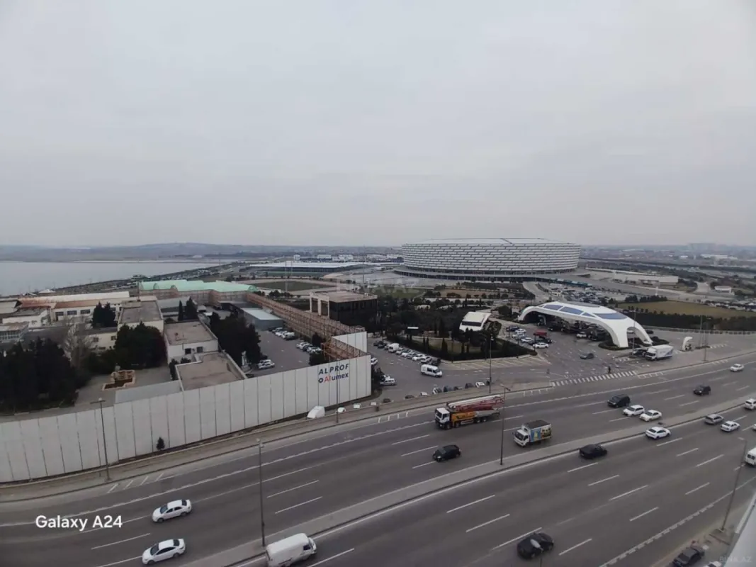 Satılır 2 otaqlı mənzil 107 m²