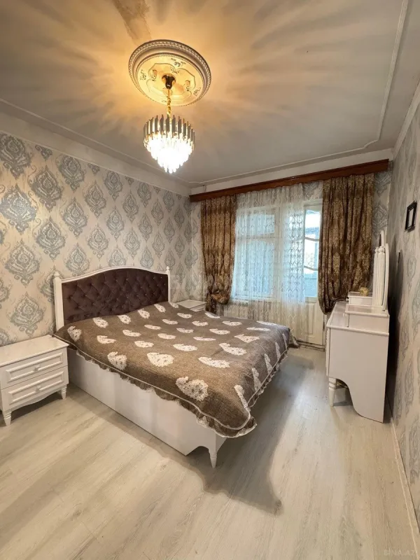 Satılır 3 otaqlı mənzil 85 m²