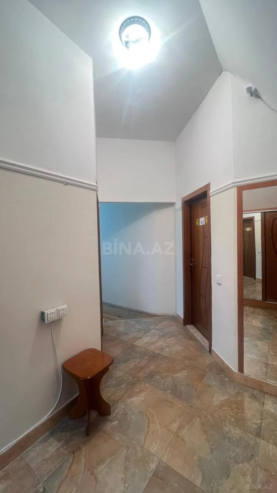 Kirayə verilir obyekt 84 m²