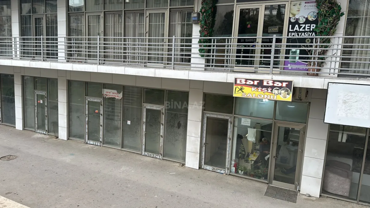 Satılır obyekt 220 m²