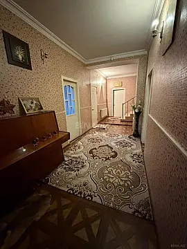 Satılır 7 otaqlı həyət evi 220 m²