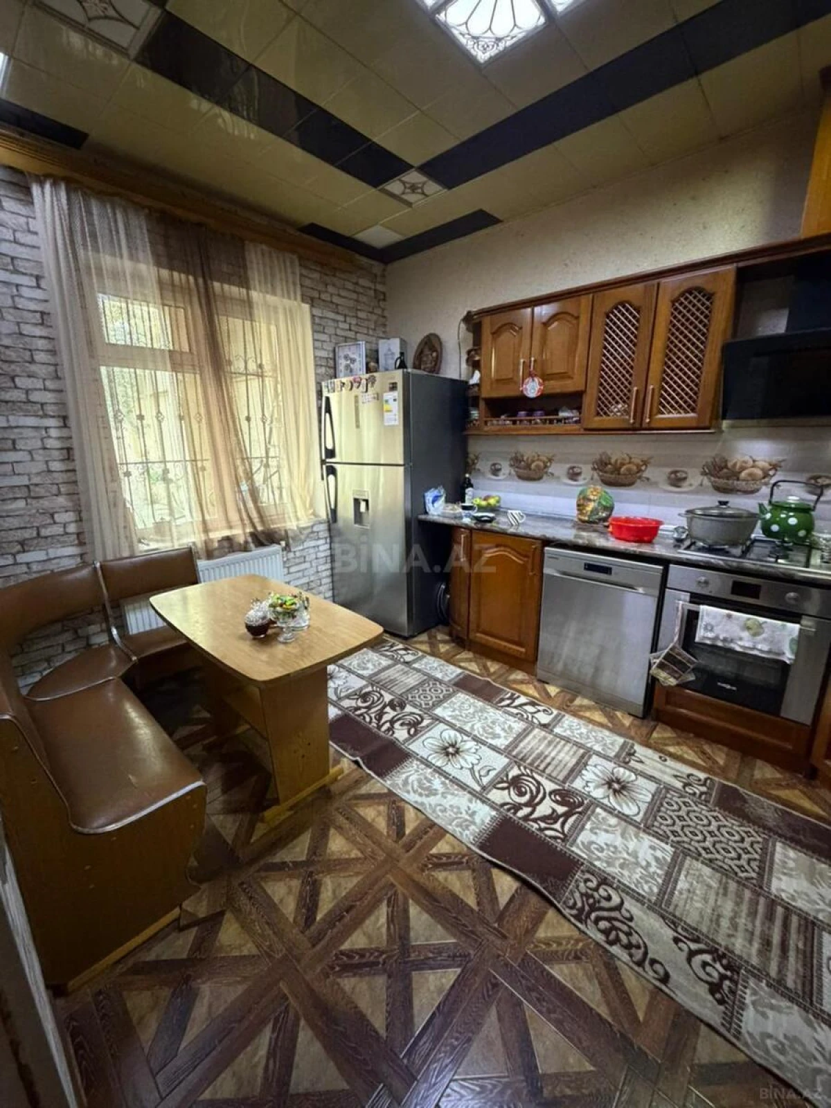 Satılır 7 otaqlı həyət evi 220 m²