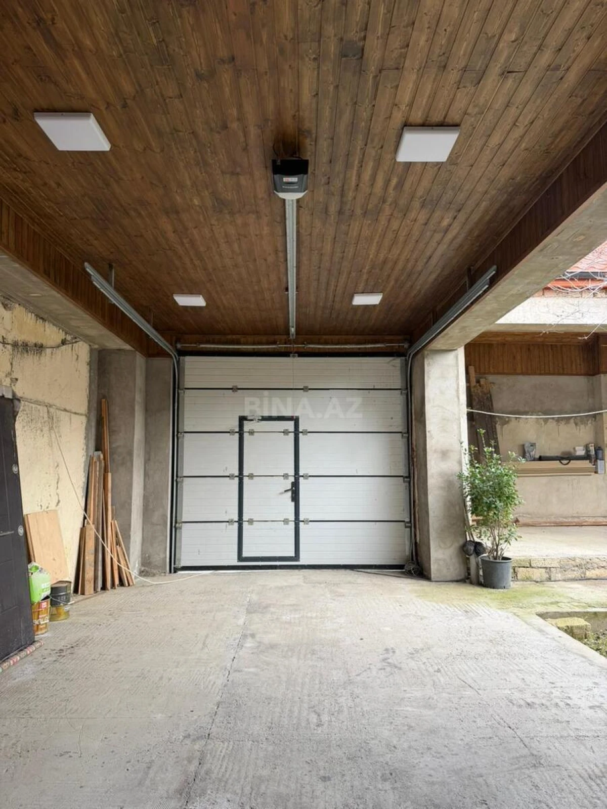 Satılır 7 otaqlı həyət evi 220 m²