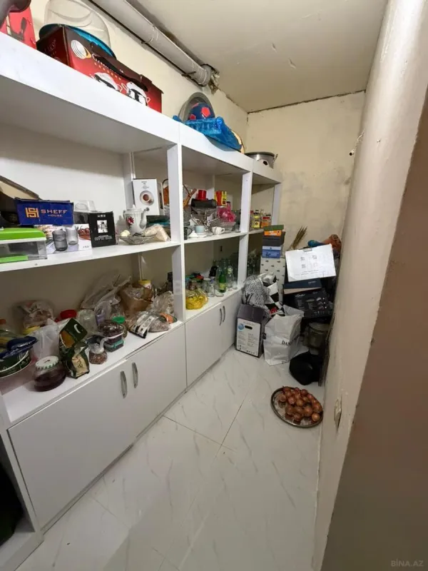 Satılır 7 otaqlı həyət evi 220 m²