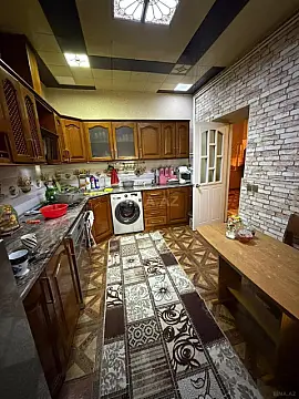 Satılır 7 otaqlı həyət evi 220 m²