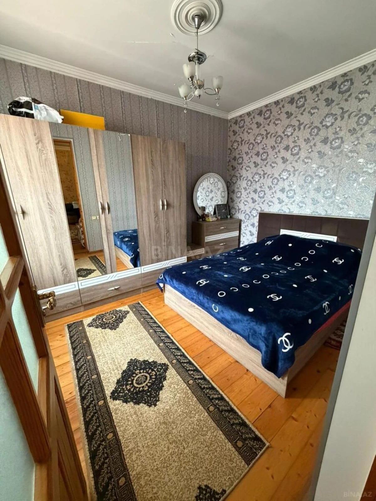 Satılır 7 otaqlı həyət evi 220 m²