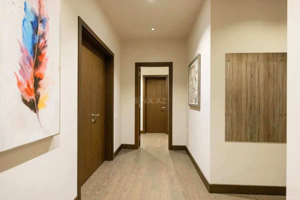 Kirayə verilir 2 otaqlı mənzil 66 m²