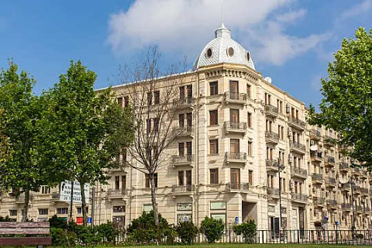 Kirayə verilir 2 otaqlı mənzil 66 m² — Bakı, Nizami 2 otaq 66.00 m²