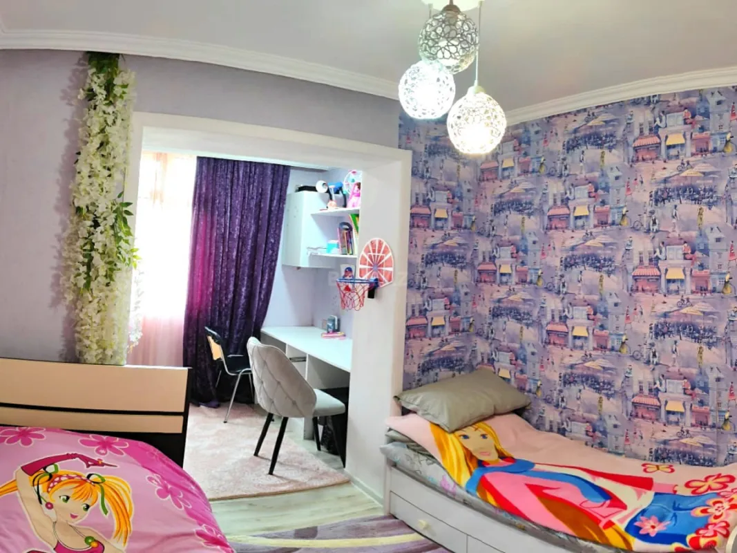 Satılır 4 otaqlı mənzil 96 m²