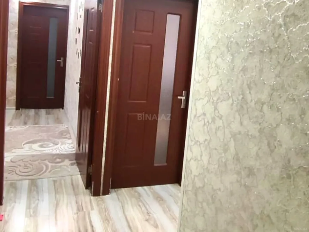 Satılır 4 otaqlı mənzil 96 m²