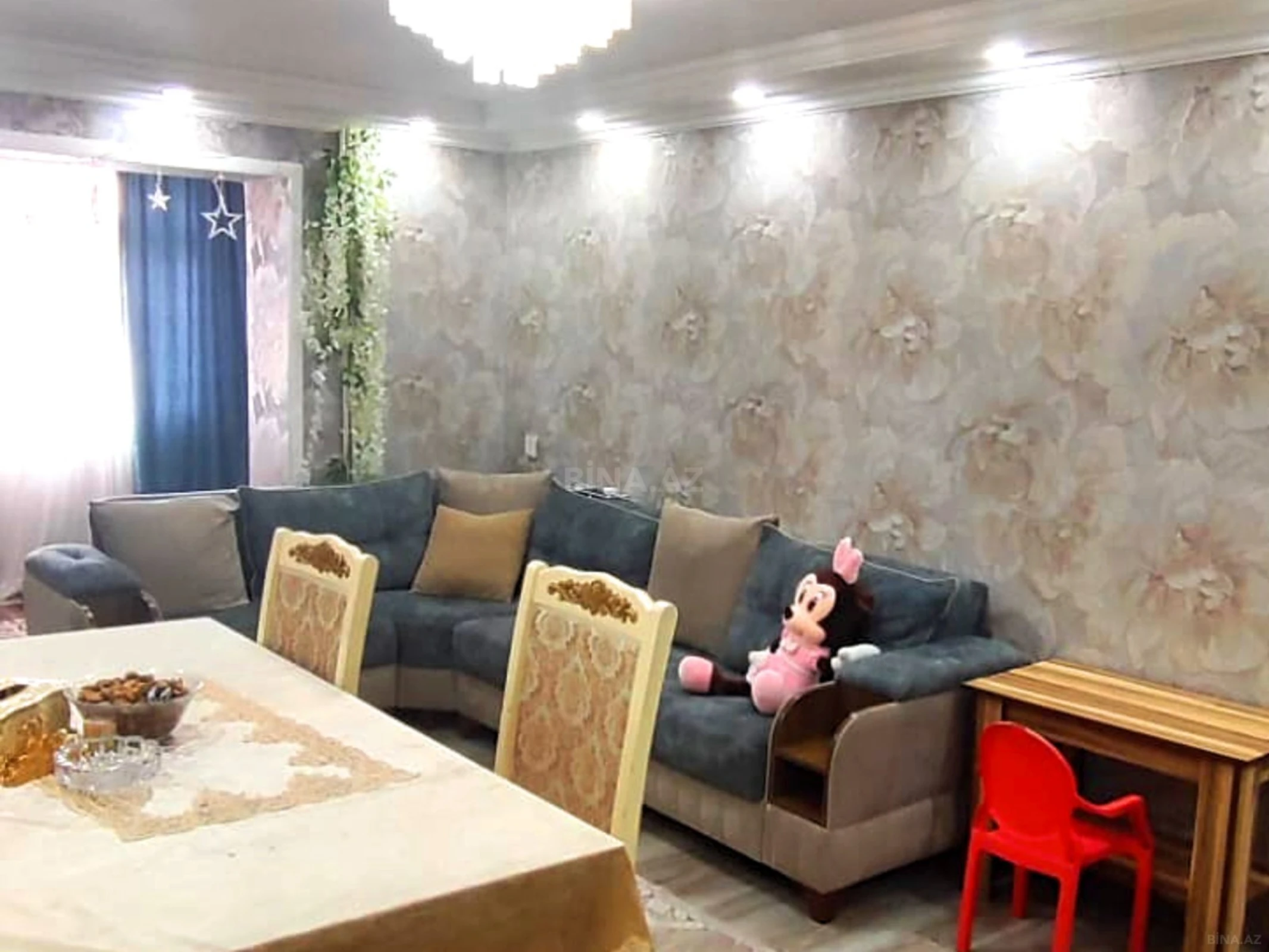 Satılır 4 otaqlı mənzil 96 m²