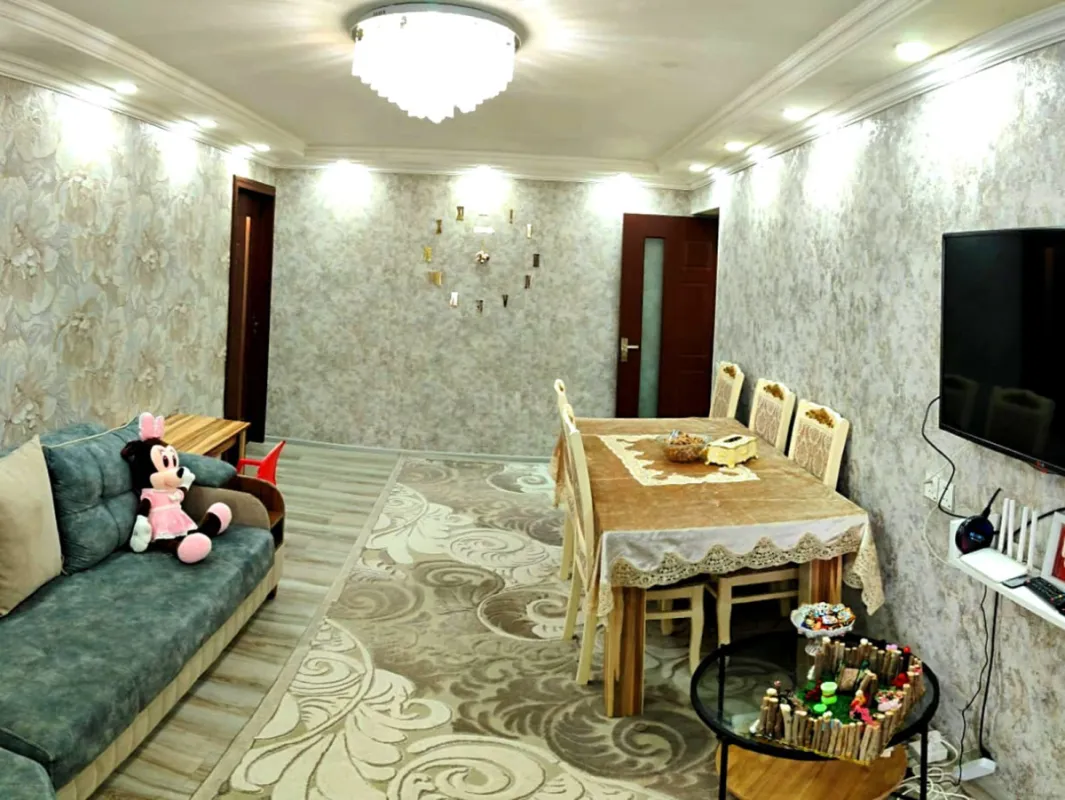 Satılır 4 otaqlı mənzil 96 m²