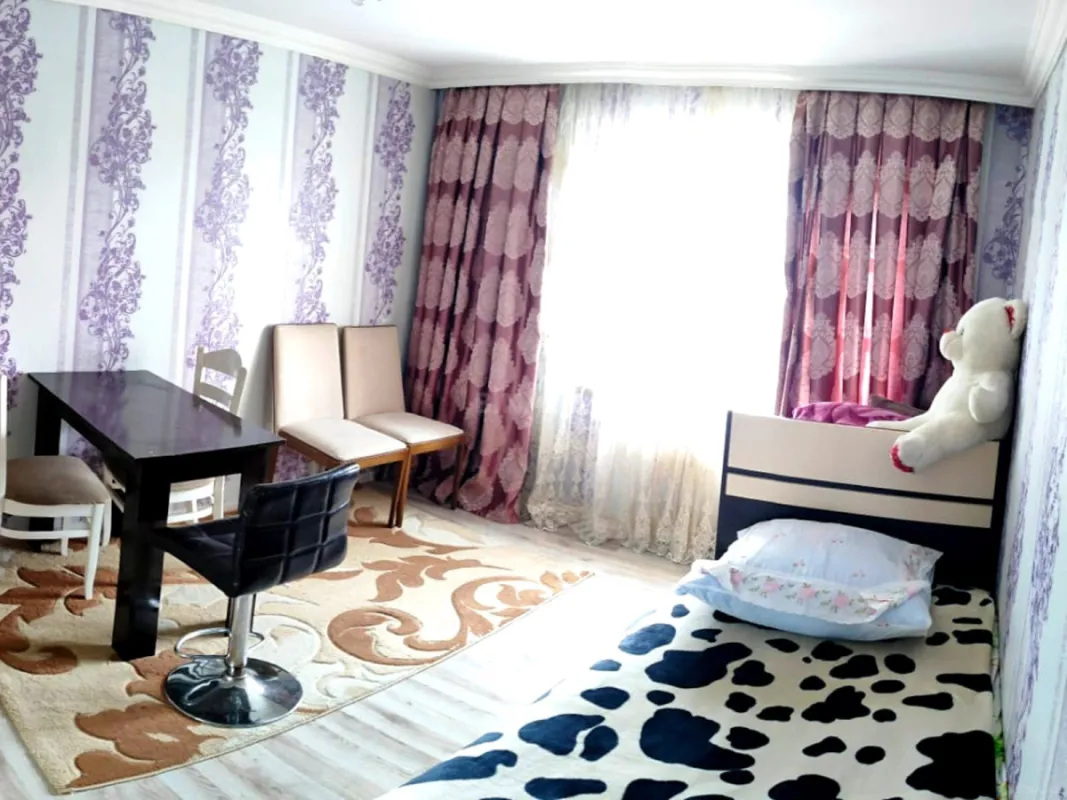 Satılır 4 otaqlı mənzil 96 m²