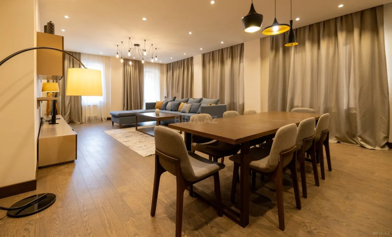 Kirayə verilir 3 otaqlı mənzil 185 m²