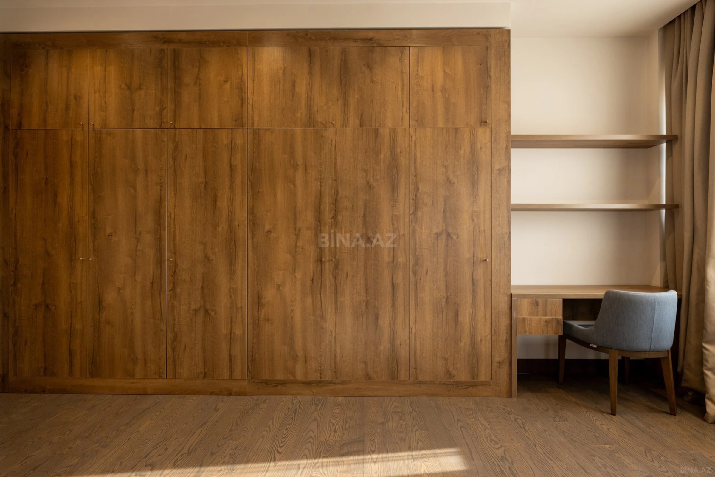 Kirayə verilir 3 otaqlı mənzil 185 m²