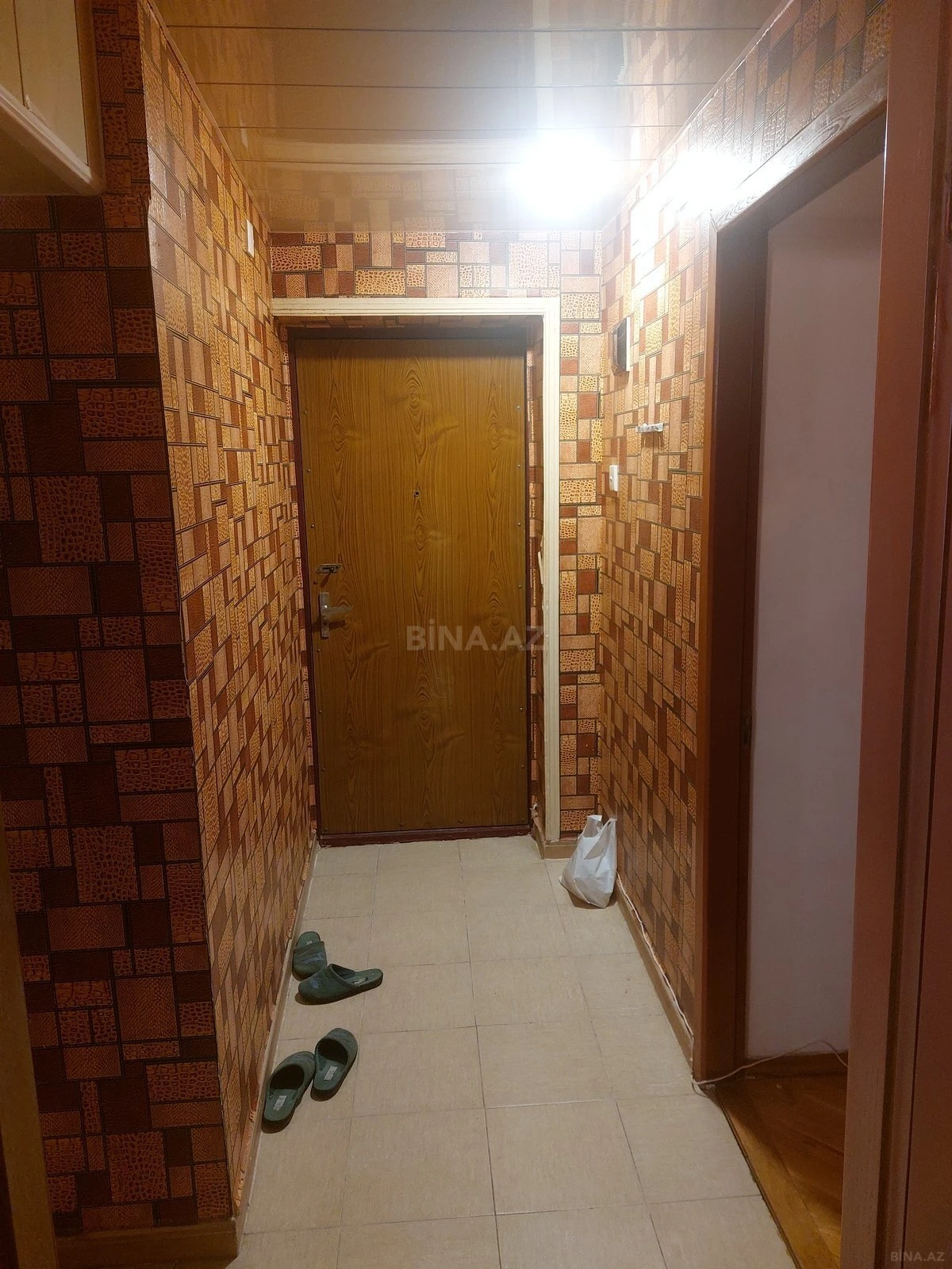 Satılır 4 otaqlı mənzil 110 m²