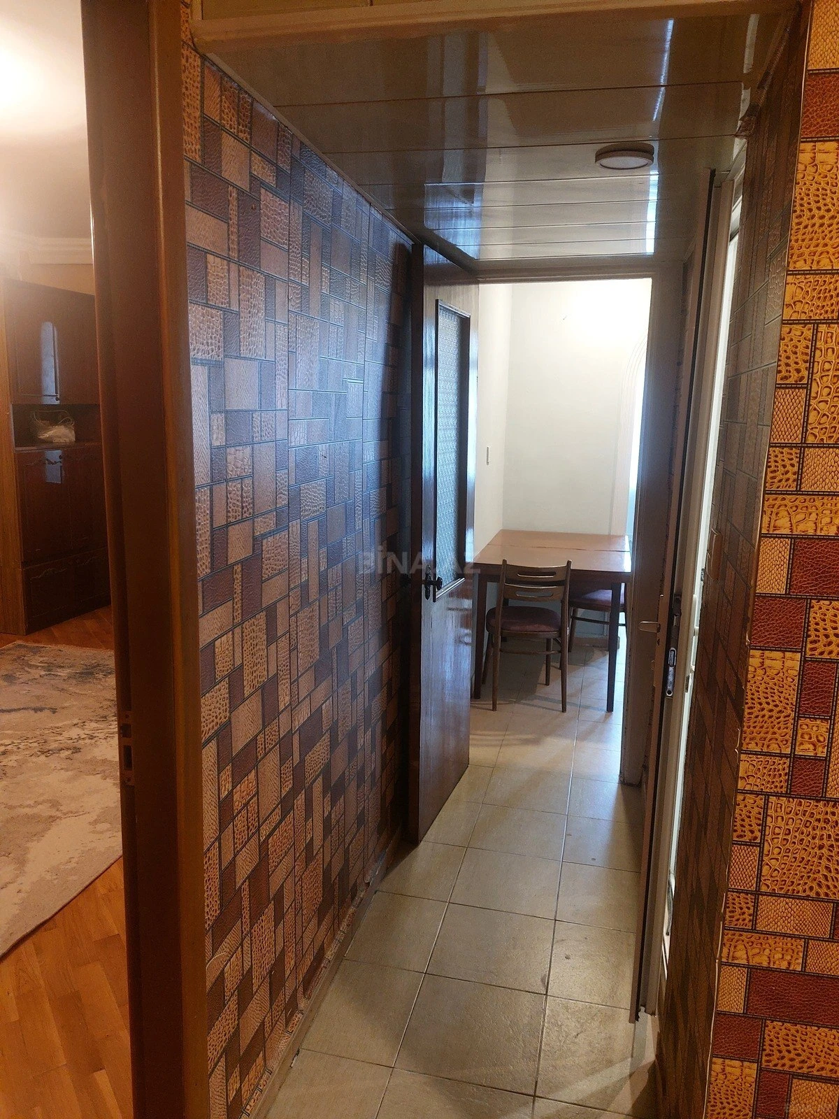 Satılır 4 otaqlı mənzil 110 m²
