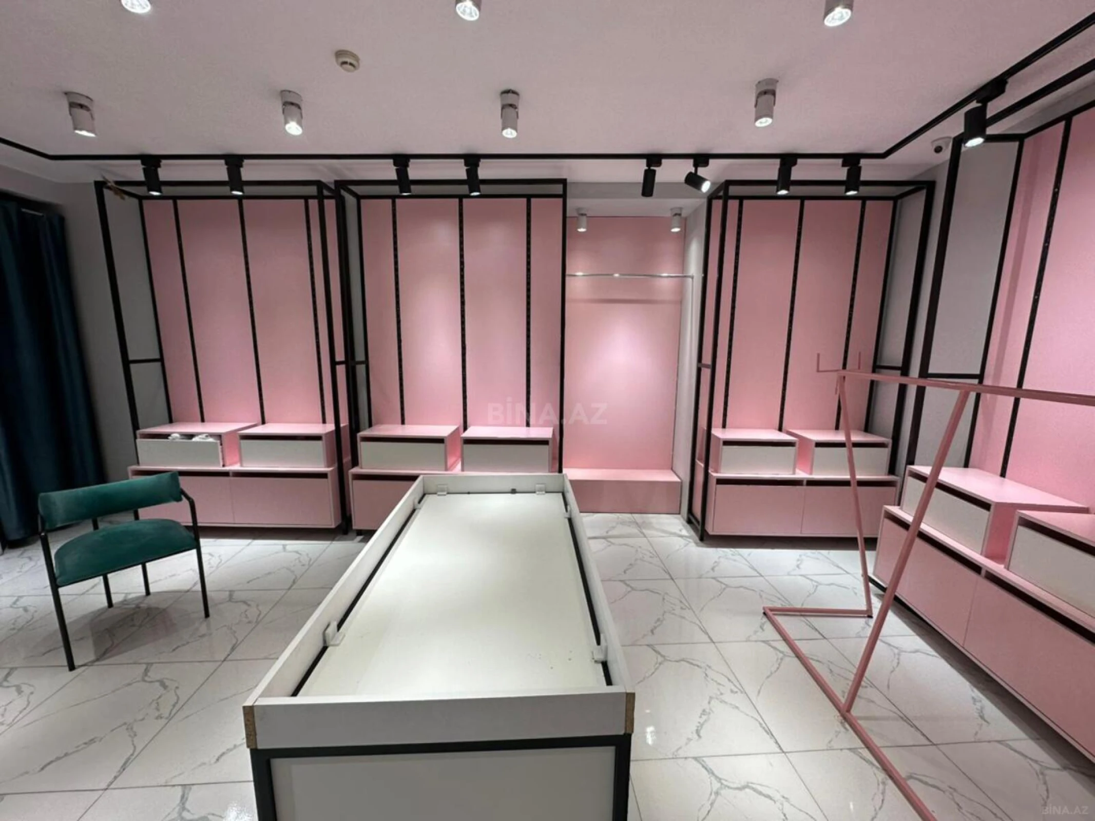 Kirayə verilir obyekt 40 m²