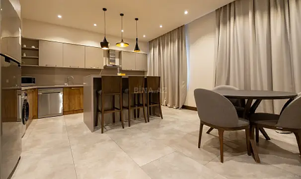 Kirayə verilir 3 otaqlı mənzil 125 m²