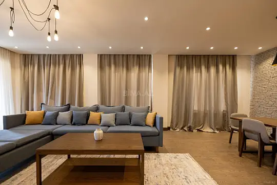 Kirayə verilir 3 otaqlı mənzil 125 m² — Bakı, Nizami 3 otaq 125.00 m²